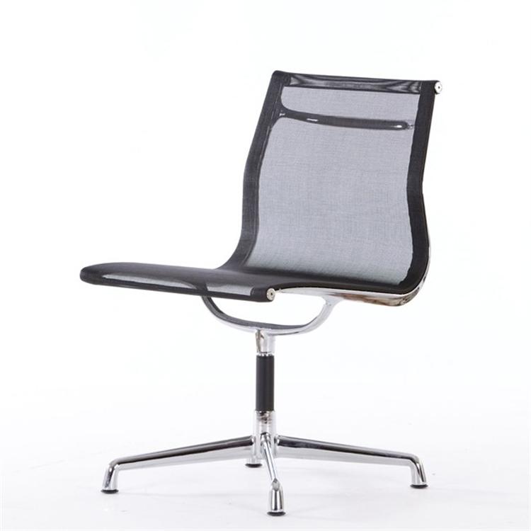 Conference chair EA105 mesh netweave black - Conference chair by Charles Eames in Budapest