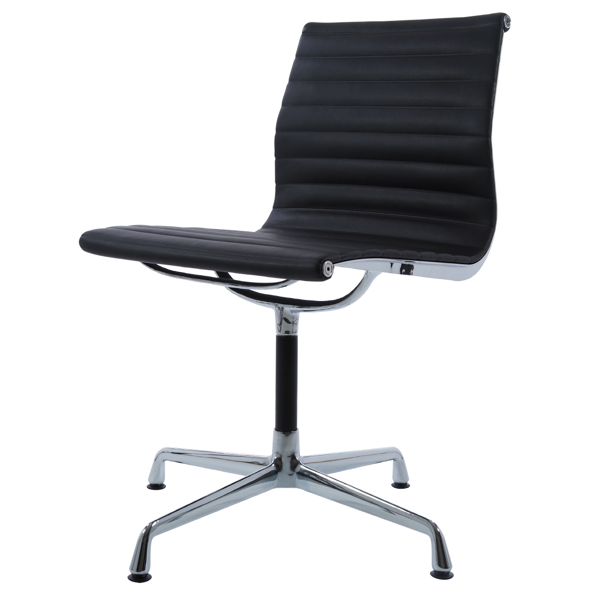 Conference chair EA105 Leather black - Conference chair by Charles Eames in Helsinki