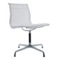 Chaise de conférence Eames EA105 sur patins résille blanche