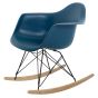 Silla mecedora Eames RAR Base negra PP azul océano