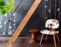 Sgabello Eames tipo C - Elegante ambientazione della stanza