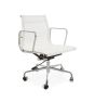 Chaise de bureau Eames EA117 en résille blanche