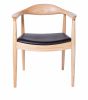 Cadeira de jantar Hans Wegner Kennedy assento de couro preto cinza - vista frontal