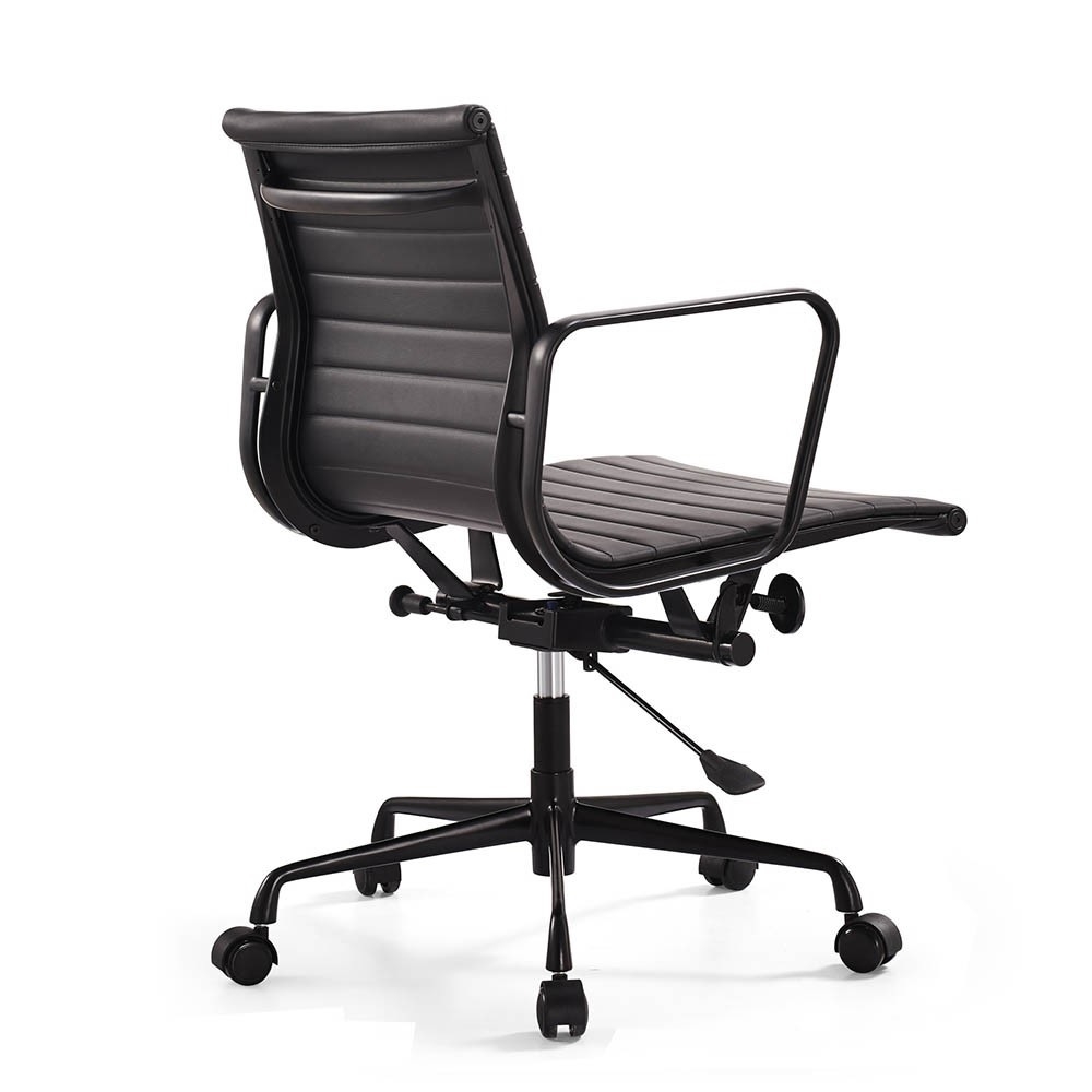 Bureaustoel EA117 Leder zwart frame zwart met actuele Dominidesign prijs op Eames Stoelen